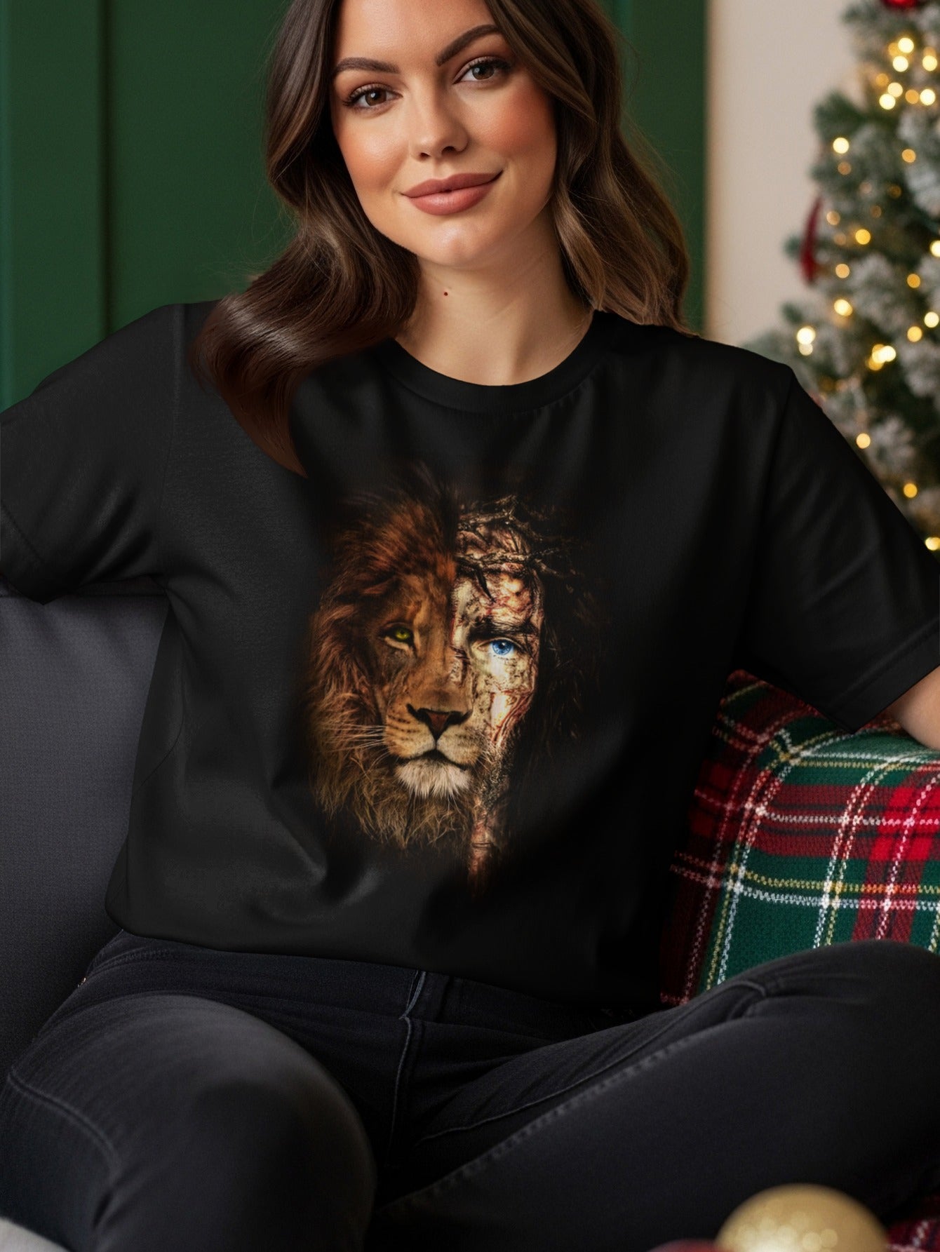 T-shirt with a split design: half lion, half Jesus face.